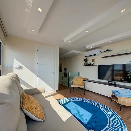 Luxury 3br Seafront Duplex With Pool, Jacuzzi & Views By 360 Estates Apartment *