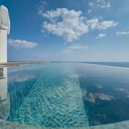 Apartment Luxury 3br Seafront Duplex With Pool, Jacuzzi & Views By 360 Estates