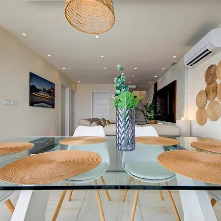 Luxury 3br Seafront Duplex With Pool, Jacuzzi & Views By 360 Estates *