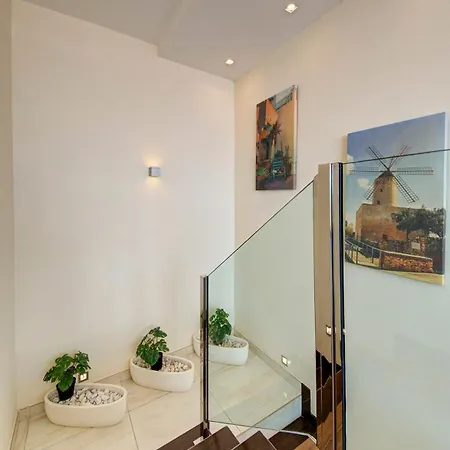 Apartamento Luxury 3br Seafront Duplex With Pool, Jacuzzi & Views By 360 Estates *