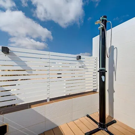 Luxury 3br Seafront Duplex With Pool, Jacuzzi & Views By 360 Estates