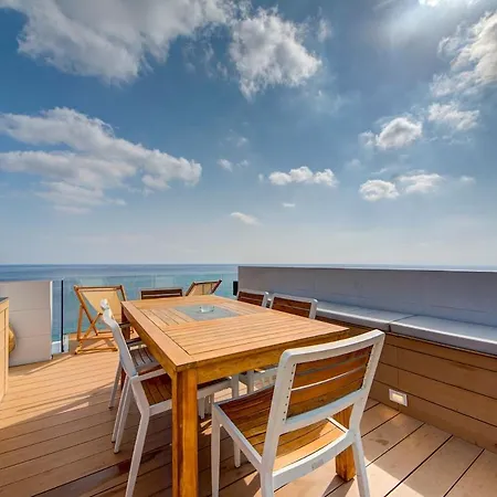 Daire Luxury 3br Seafront Duplex With Pool, Jacuzzi & Views By 360 Estates *