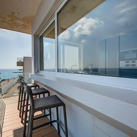 Luxury 3br Seafront Duplex With Pool, Jacuzzi & Views By 360 Estates Xghajra