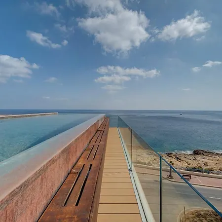 Luxury 3br Seafront Duplex With Pool, Jacuzzi & Views By 360 Estates