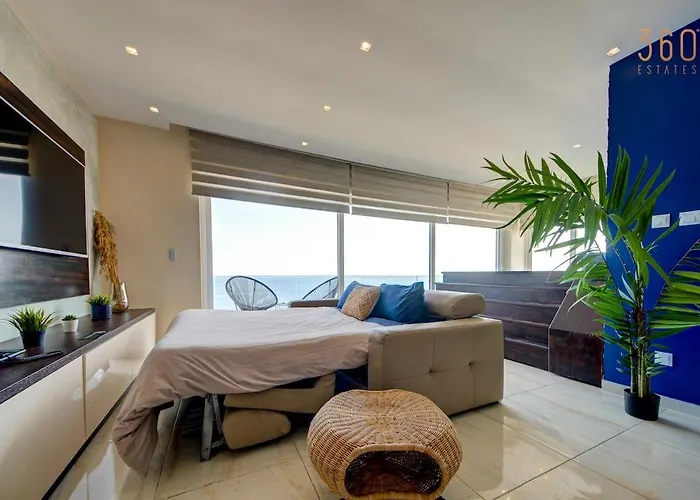 Lägenhet Luxury 3br Seafront Duplex With Pool, Jacuzzi & Views By 360 Estates