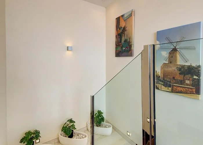 Appartamento Luxury 3br Seafront Duplex With Pool, Jacuzzi & Views By 360 Estates *