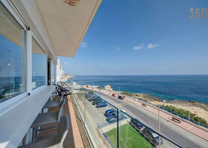 Luxury 3br Seafront Duplex With Pool, Jacuzzi & Views By 360 Estates * Xghajra