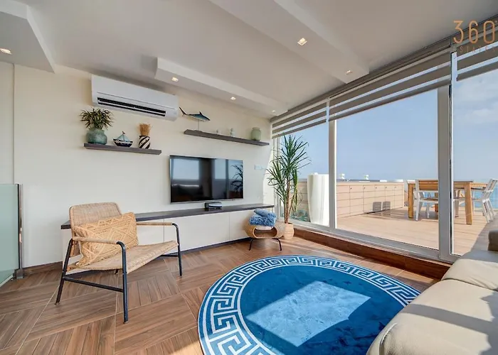 Luxury 3br Seafront Duplex With Pool, Jacuzzi & Views By 360 Estates Appartamento Xghajra