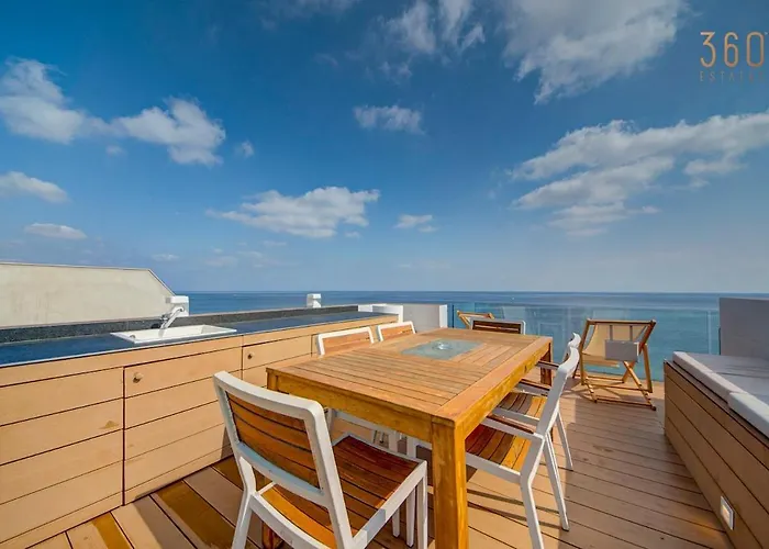 Luxury 3br Seafront Duplex With Pool, Jacuzzi & Views By 360 Estates Appartamento *